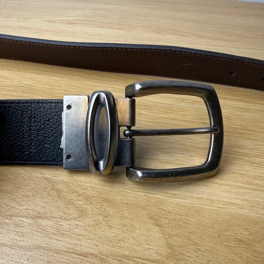 Mens Reversible Leather Belt 36 Swivel Buckle Gorpcore Capsule Wardrobe Timeless